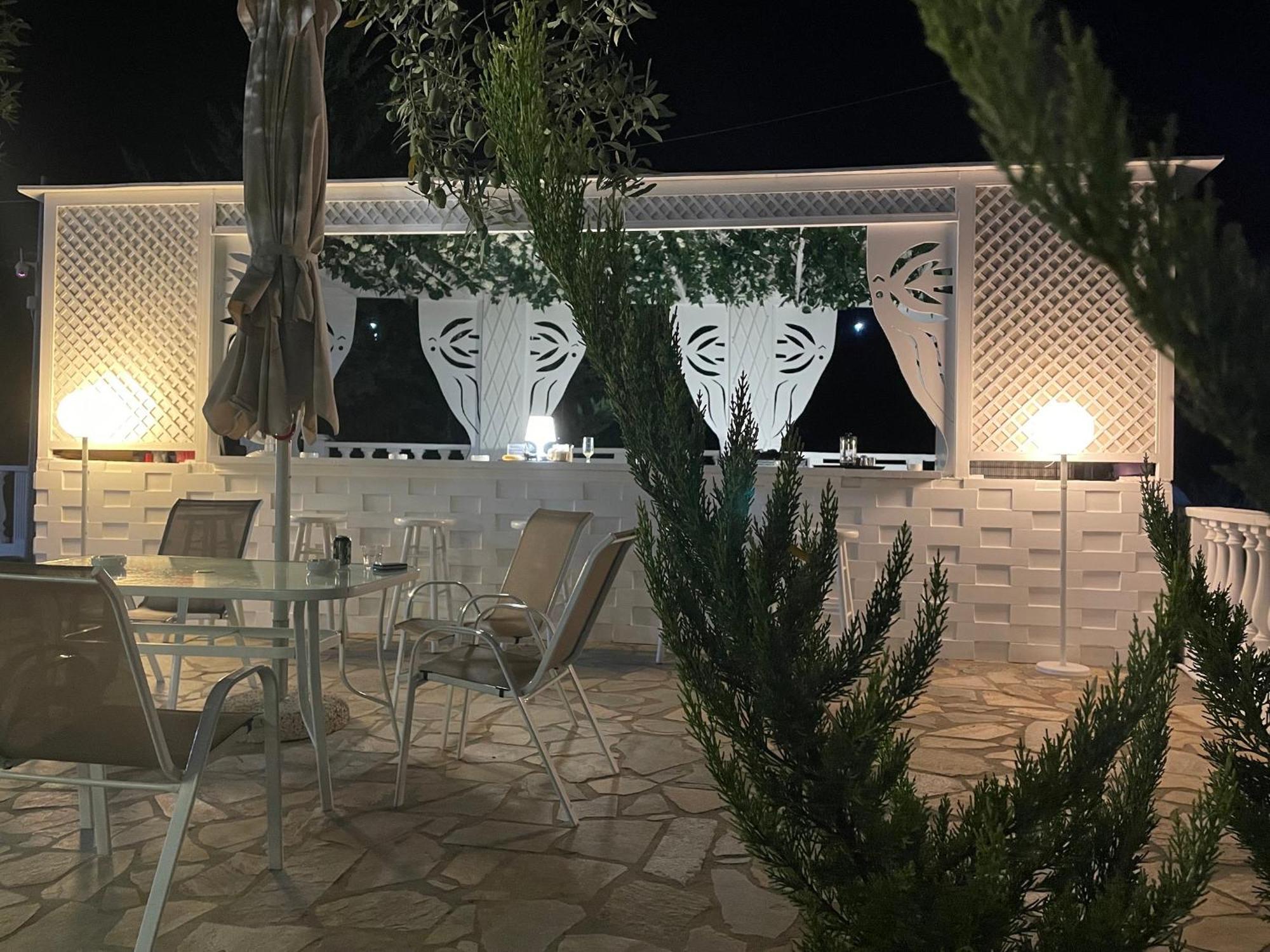 Hotel Valerios Kriopigi Exterior photo